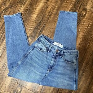 Hollister Womens Size 27 Curvy High Rise Mom Jeans